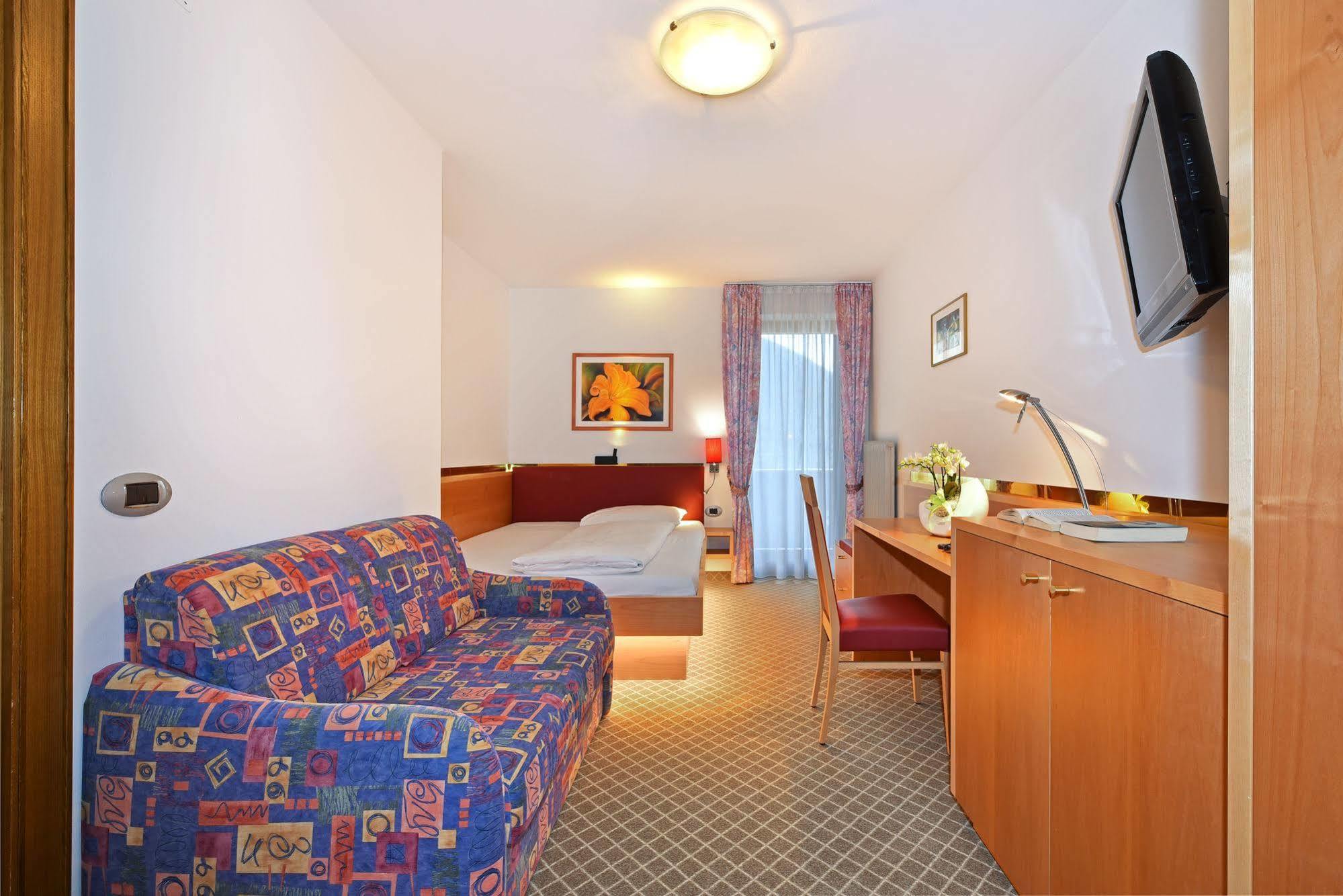 Hotel Hubertushof Natz-Schabs Esterno foto