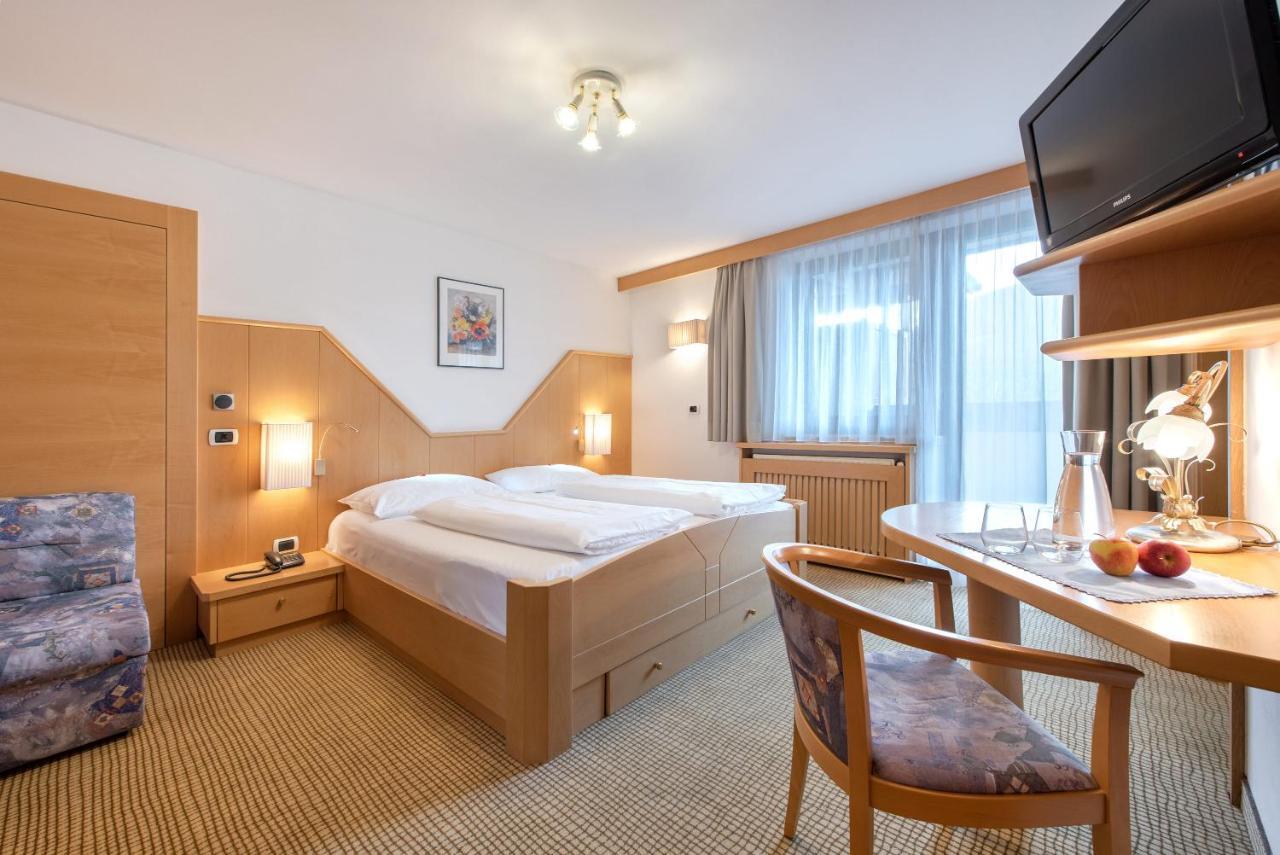 Hotel Hubertushof Natz-Schabs Esterno foto